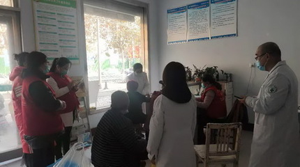 平邑卫生院家庭医生服务团队进社区开展义诊活动